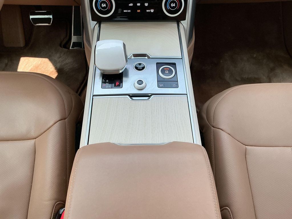 2023 LAND Rover RANGE ROVER SV thumbnail 20