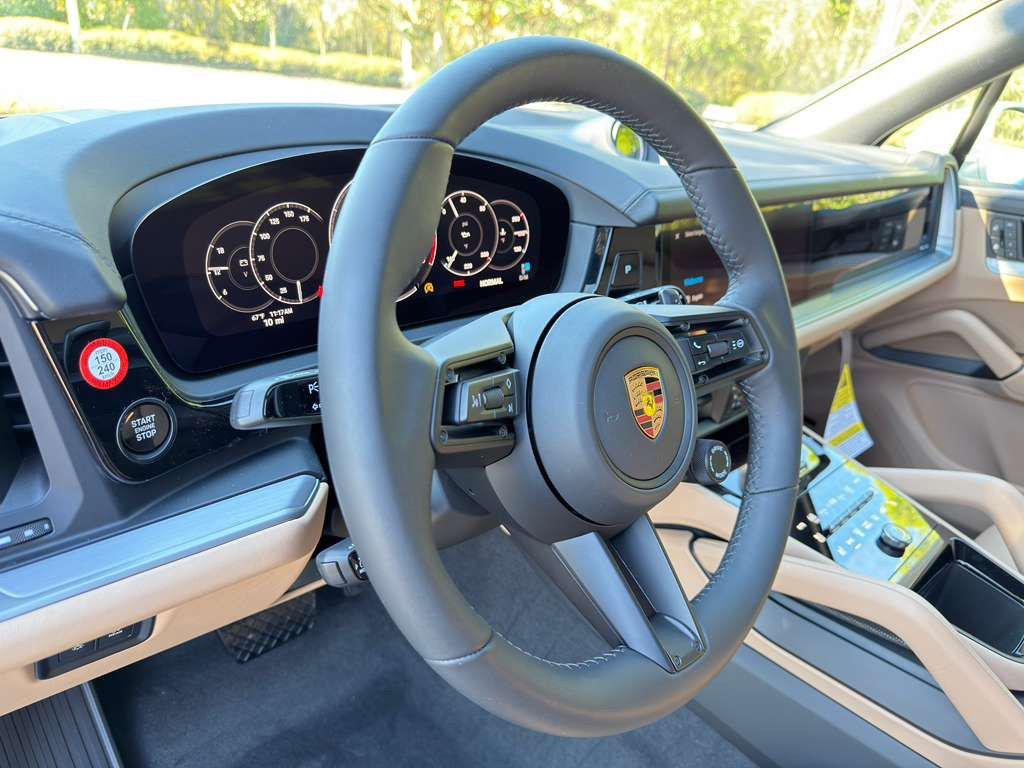 PORSCHE CAYENNE - 9