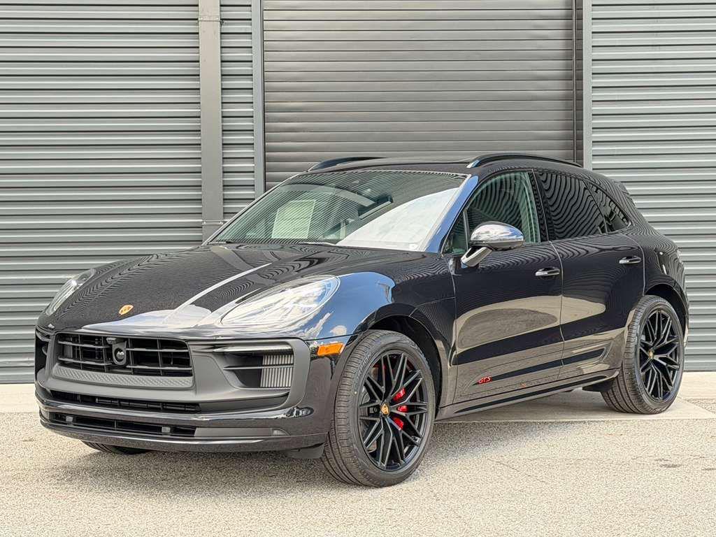 New 2026 Porsche Macan Macan GTS