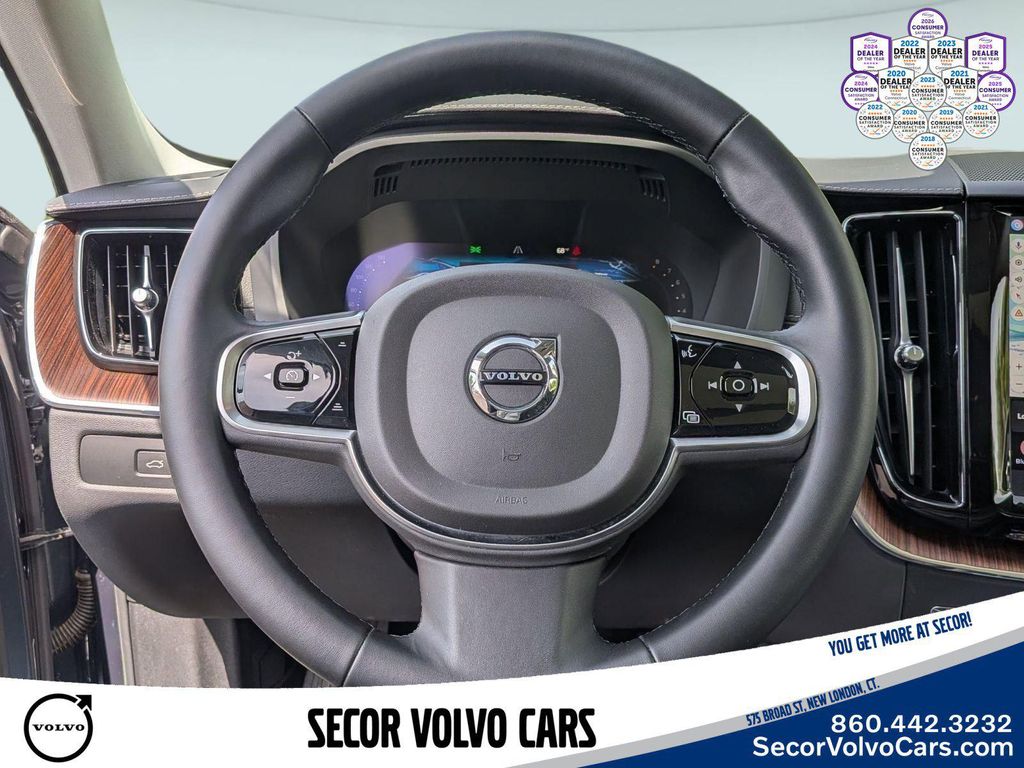 2023 Volvo XC60 ULTIMATE DARK THEME 缩略图 19