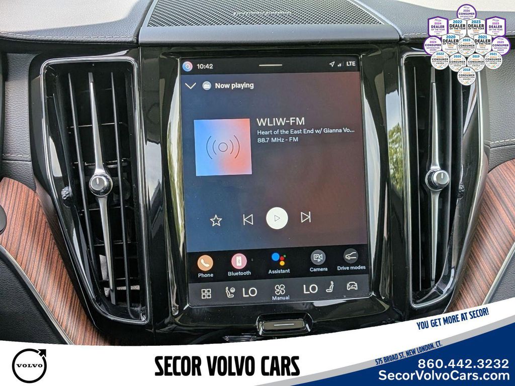 2023 Volvo XC60 ULTIMATE DARK THEME 缩略图 24
