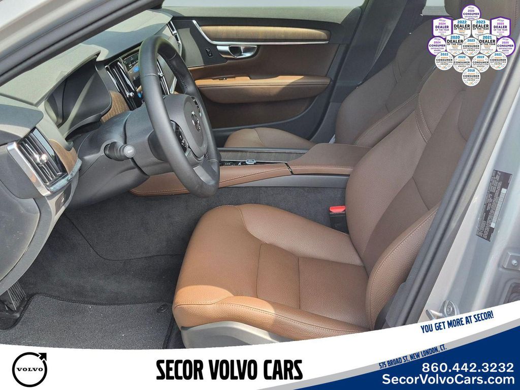 2025 Volvo V90 CROSS COUNTRY PLUS 缩略图 14