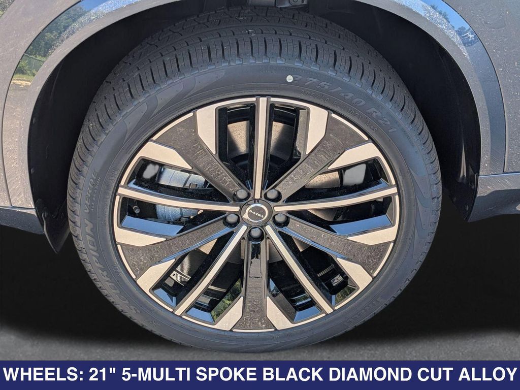 2026 Volvo XC90 PLUG-IN HYBRID PLUS, T8 AWD, ELECTRIC/GASOLIN thumbnail 32
