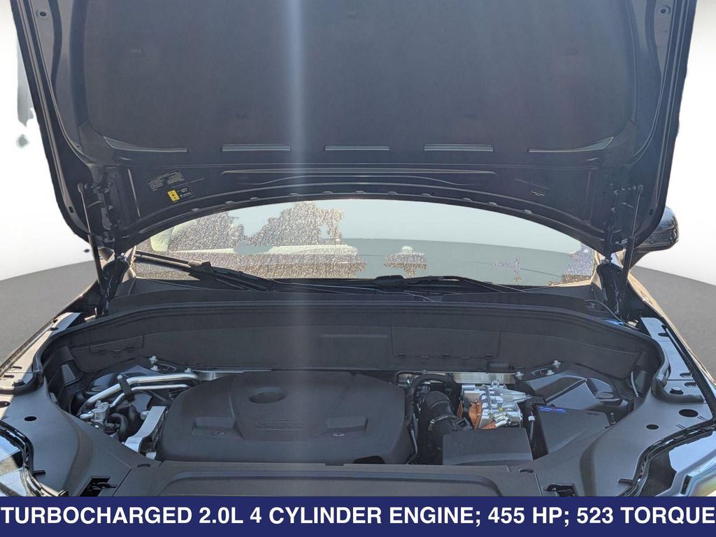 2026 Volvo XC90 PLUG-IN HYBRID PLUS, T8 AWD, ELECTRIC/GASOLIN thumbnail 31