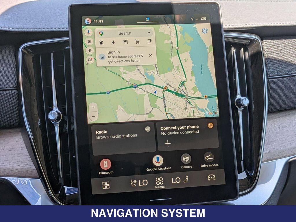 2026 Volvo XC90 PLUG-IN HYBRID PLUS, T8 AWD, ELECTRIC/GASOLIN thumbnail 26