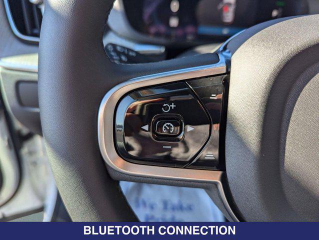 2025 Volvo XC60 PLUG-IN HYBRID T8 PLUS — фото 12