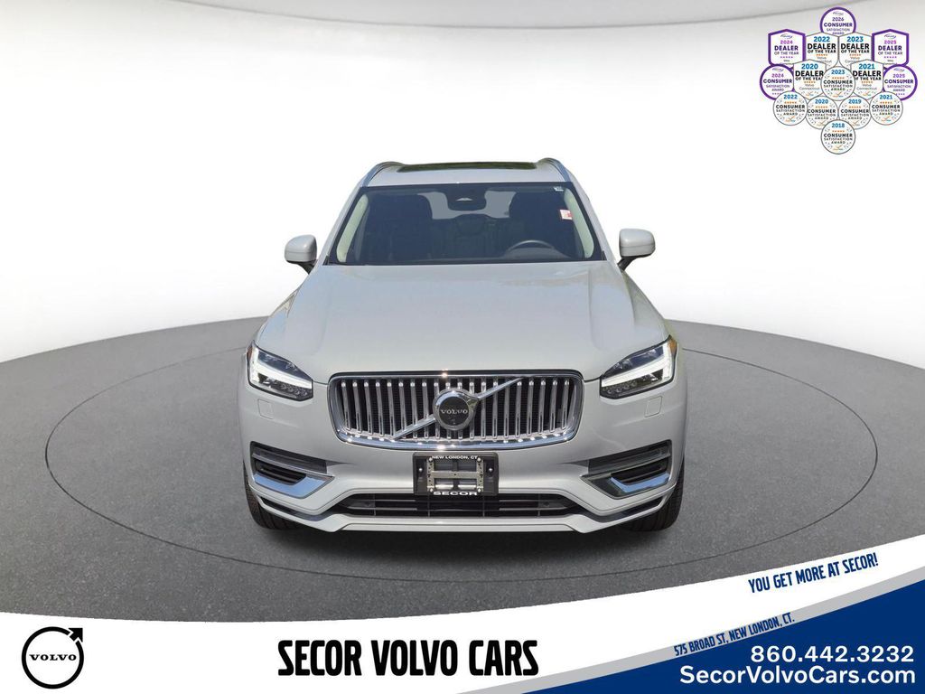 صورة 2 لـ 2025 Volvo XC90 PLUG-IN HYBRID PLUS