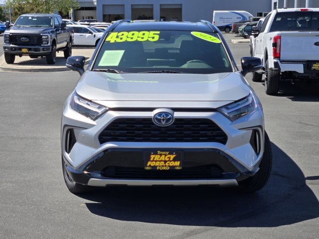 صورة 2 لـ 2024 Toyota RAV4 XSE