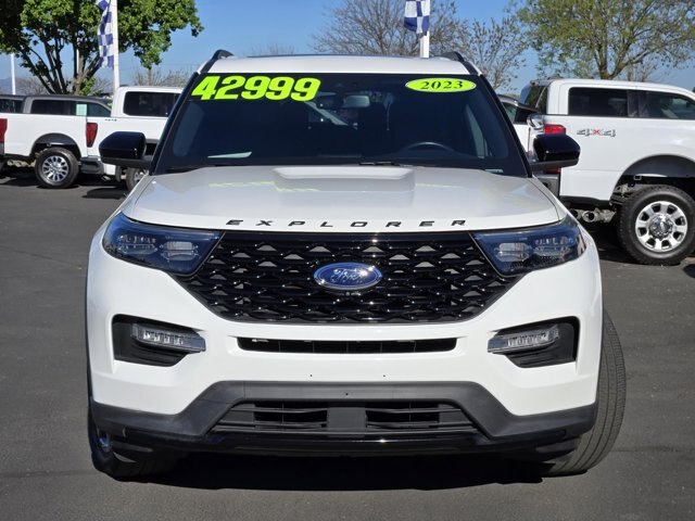 2023 FORD EXPLORER ST-LINE photo 3