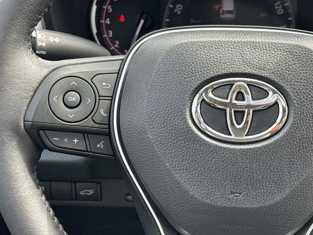 صورة مصغرة 22 لـ 2023 Toyota RAV4 XLE