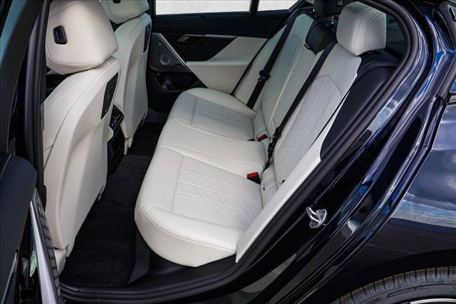 2027 BMW 550E 550E XDRIVE — миниатюра 19