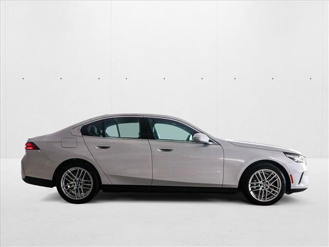 2025 BMW 530 I XDRIVE — фото 4