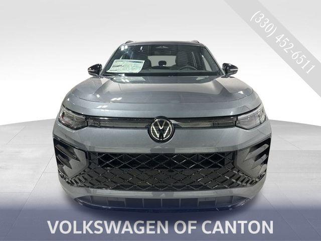 New 2026 Volkswagen Tiguan 2.0T SE R-Line Black