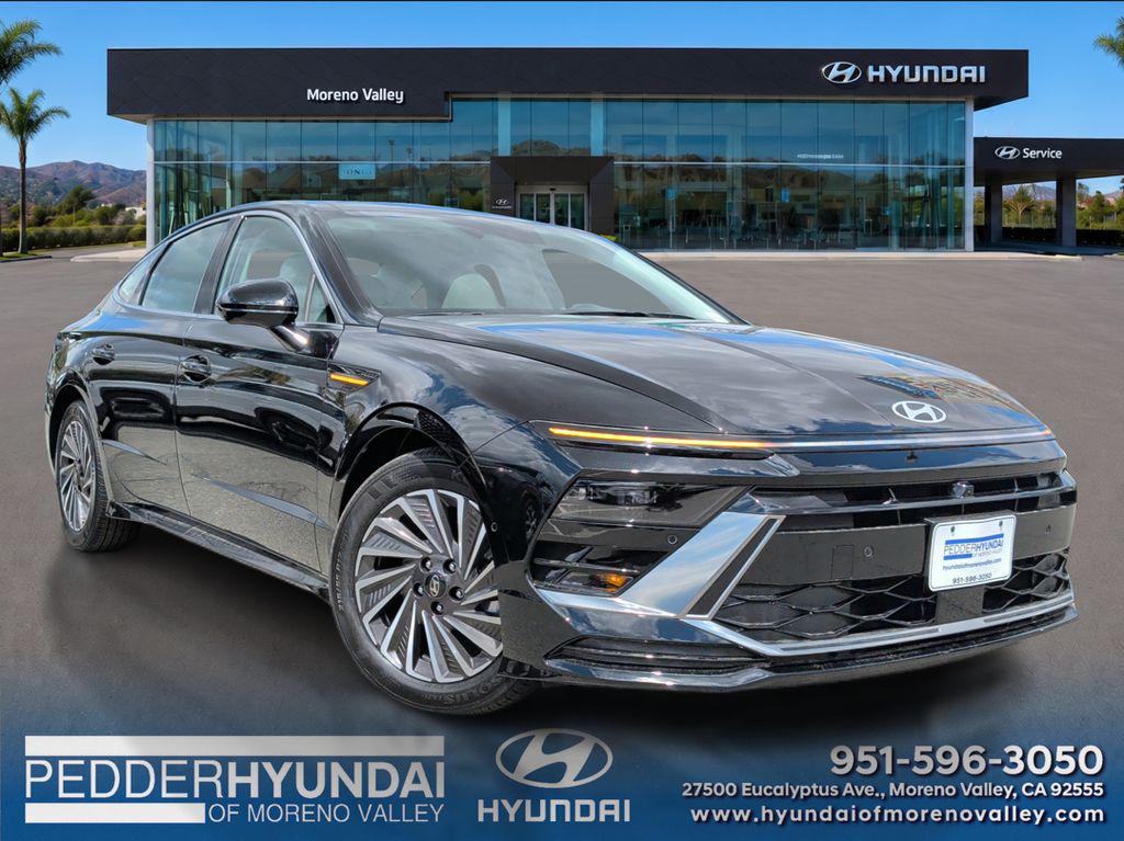 New 2026 Hyundai SONATA Hybrid Limited
