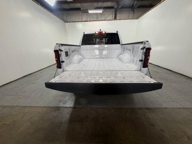 صورة 9 لـ 2026 RAM 1500 BIG HORN/LONE STAR