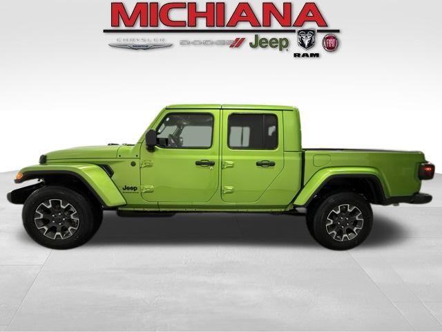 New 2026 Jeep Gladiator Sport