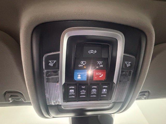 صورة مصغرة 25 لـ 2027 RAM 1500