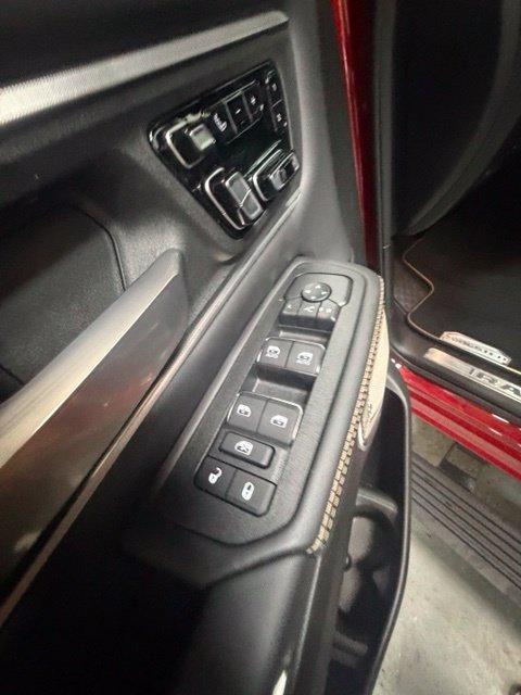 صورة مصغرة 28 لـ 2027 RAM 1500