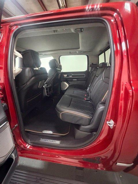 صورة مصغرة 29 لـ 2027 RAM 1500