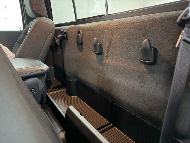 صورة مصغرة 17 لـ 2024 RAM 2500 TRADESMAN