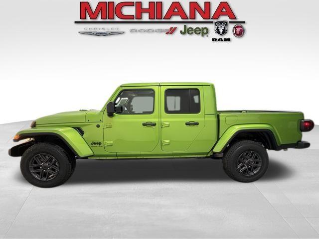 New 2026 Jeep Gladiator Sport