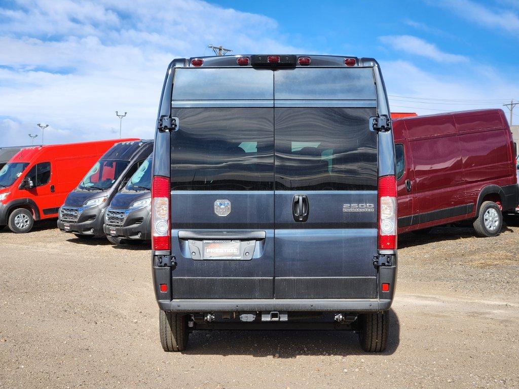 صورة مصغرة 9 لـ 2026 RAM PROMASTER 2500 HIGH ROOF