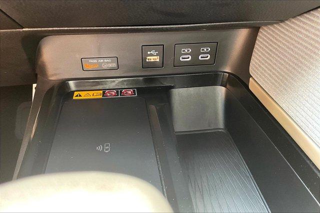 صورة مصغرة 33 لـ 2025 Toyota CAMRY SE
