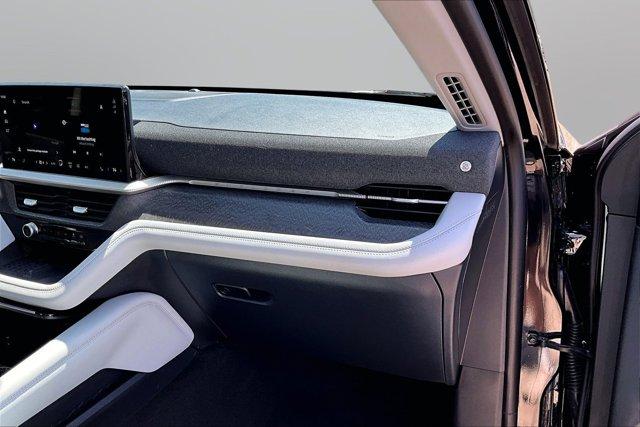 صورة مصغرة 22 لـ 2025 FORD EXPLORER PLATINUM 4WD