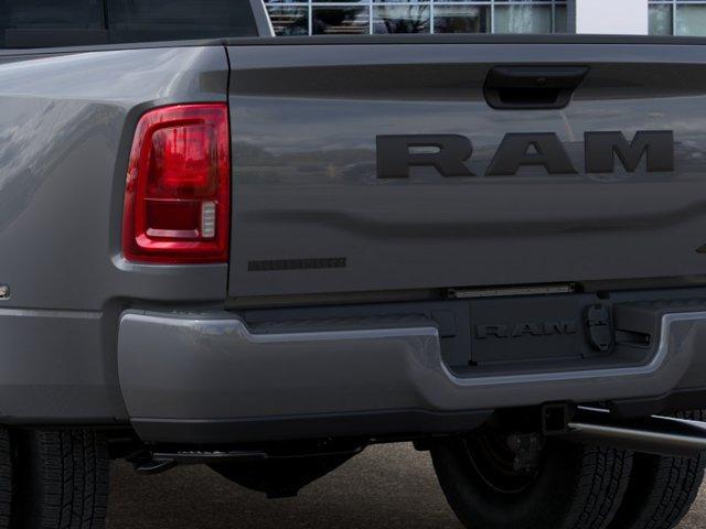 2026 RAM 3500 BIG HORN — миниатюра 13
