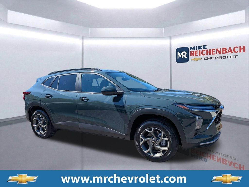 New 2026 Chevrolet Trax LT