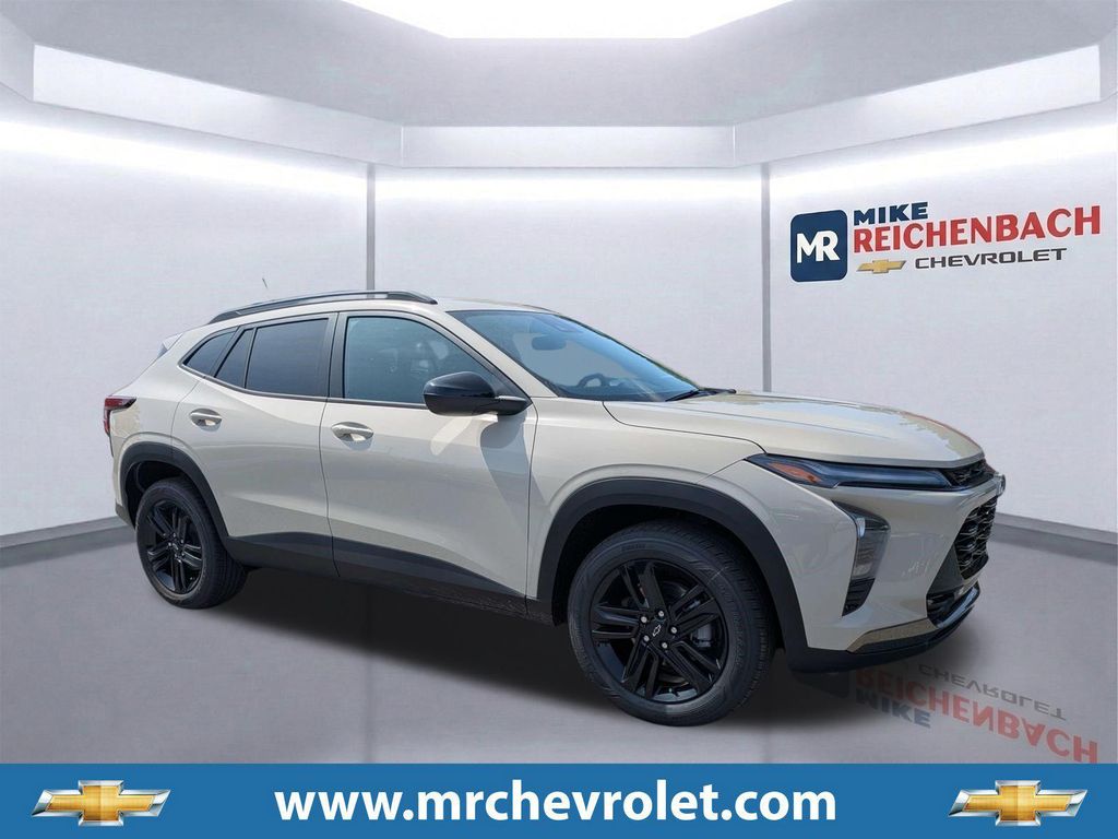 New 2026 Chevrolet Trax FWD ACTIV