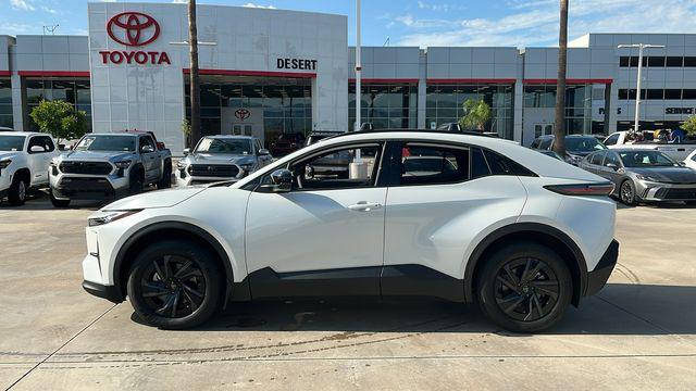 2026 Toyota C-HR SE — миниатюра 3