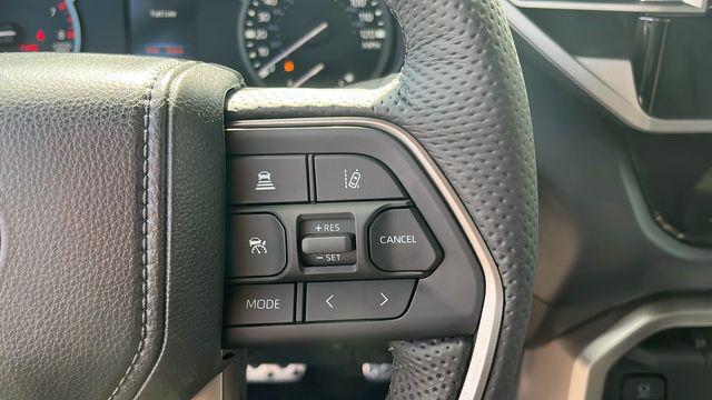 صورة 10 لـ 2026 Toyota TUNDRA SR5