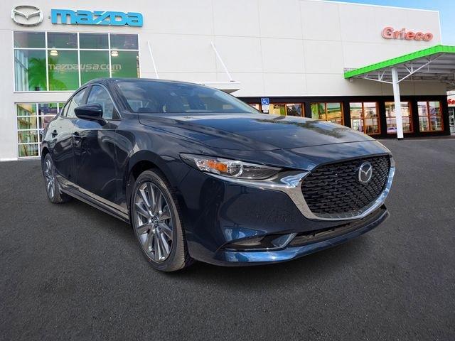 New 2026 Mazda Mazda3 FWD w/Preferred Package