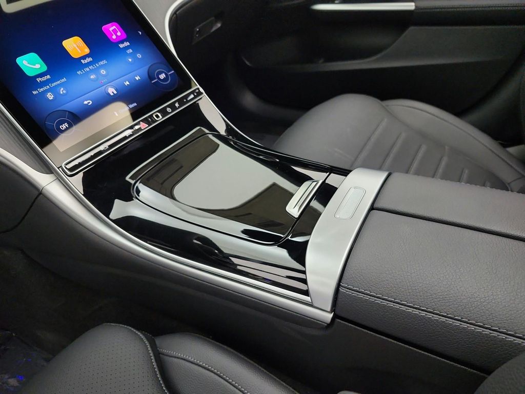 2026 Mercedes-BENZ C-CLASS 照片 10