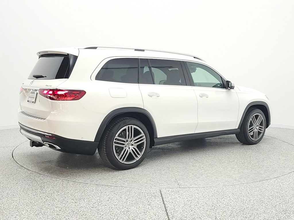 MERCEDES-BENZ GLS - 6