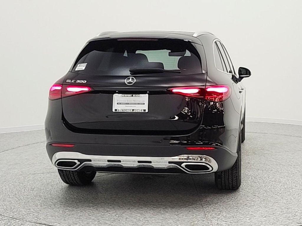 MERCEDES-BENZ GLC - 6