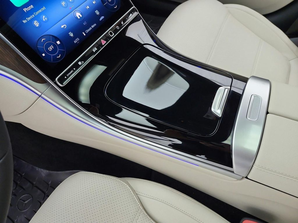 2026 Mercedes-BENZ C-CLASS 照片 9
