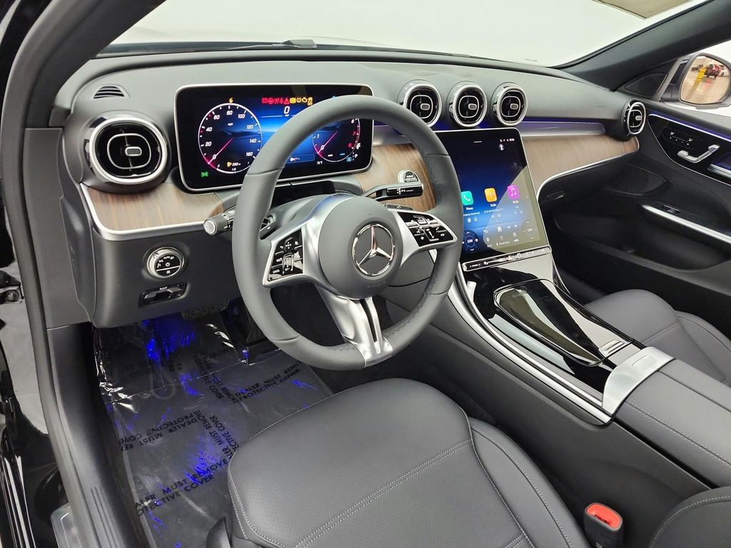 2026 Mercedes-BENZ C-CLASS — фото 9