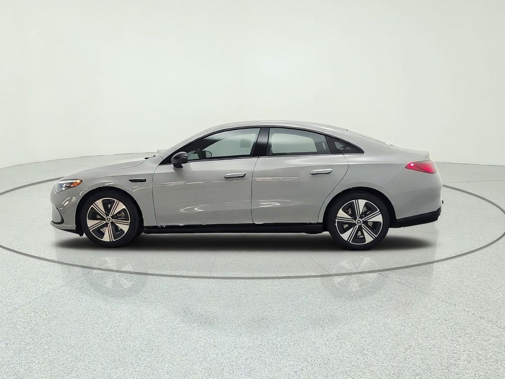 صورة 8 لـ 2027 Mercedes-BENZ CLA