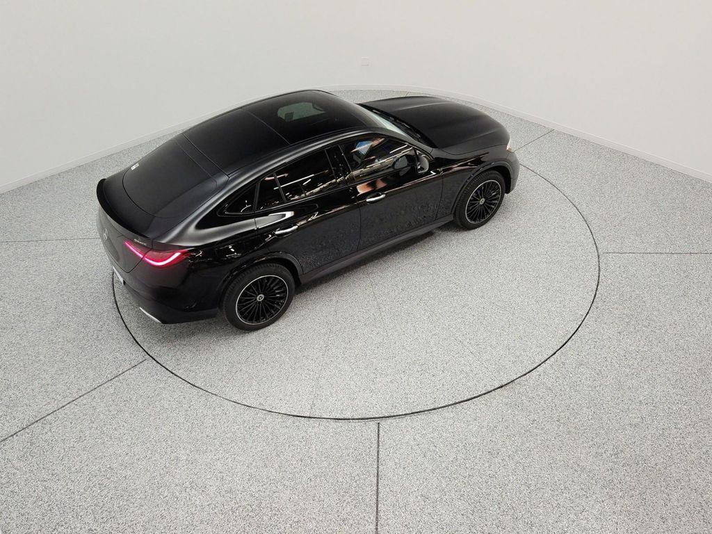 2026 Mercedes-BENZ GLC — миниатюра 13