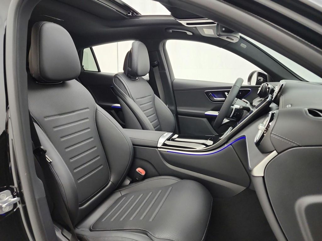 2026 Mercedes-BENZ GLC — миниатюра 23