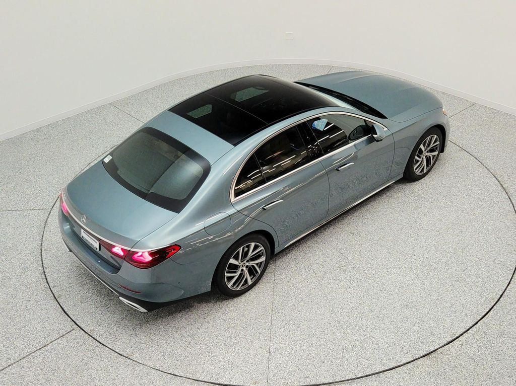 2026 Mercedes-BENZ E-CLASS 缩略图 20