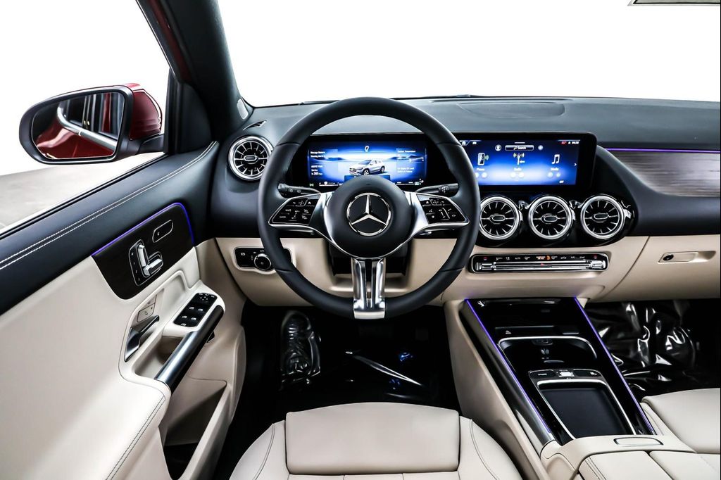 MERCEDES-BENZ GLA-CLASS - 4