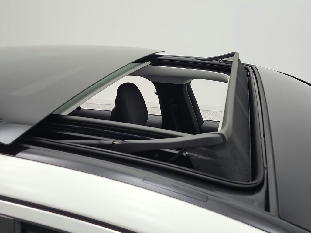 صورة مصغرة 19 لـ 2026 Mercedes-BENZ E-CLASS