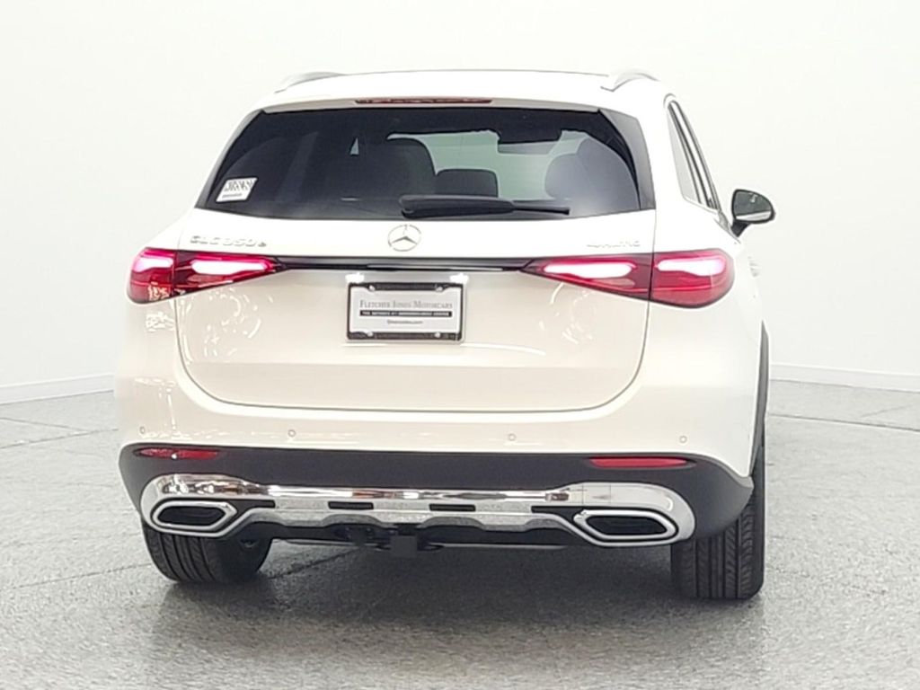 MERCEDES-BENZ GLC - 6