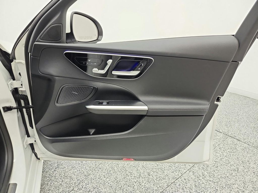 2024 Mercedes-BENZ C-CLASS 缩略图 28