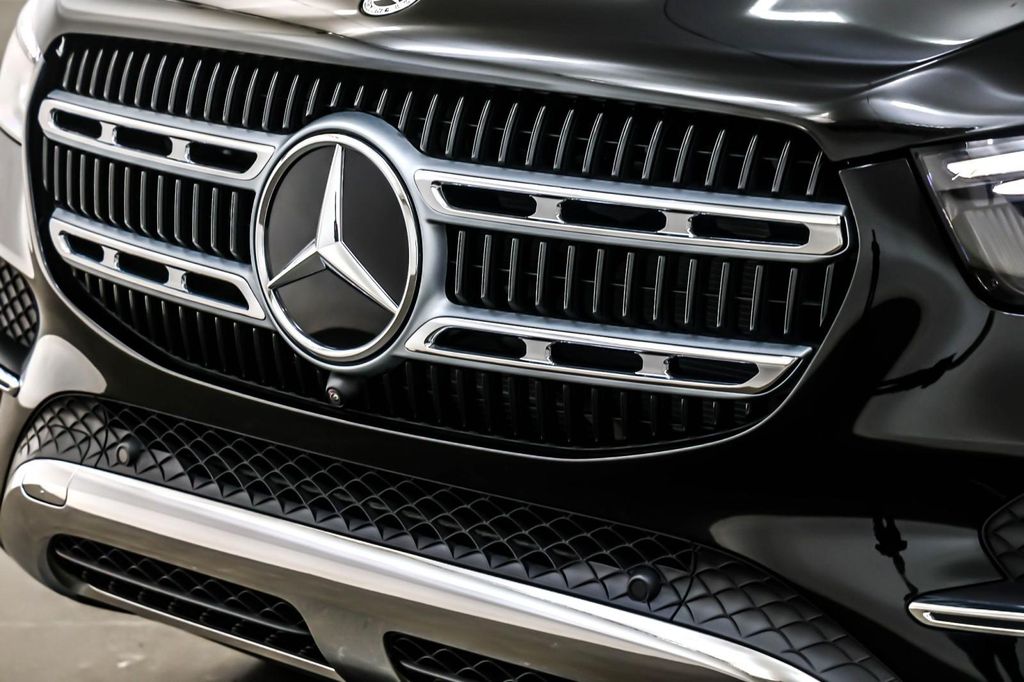 2026 Mercedes-BENZ GLE — миниатюра 13
