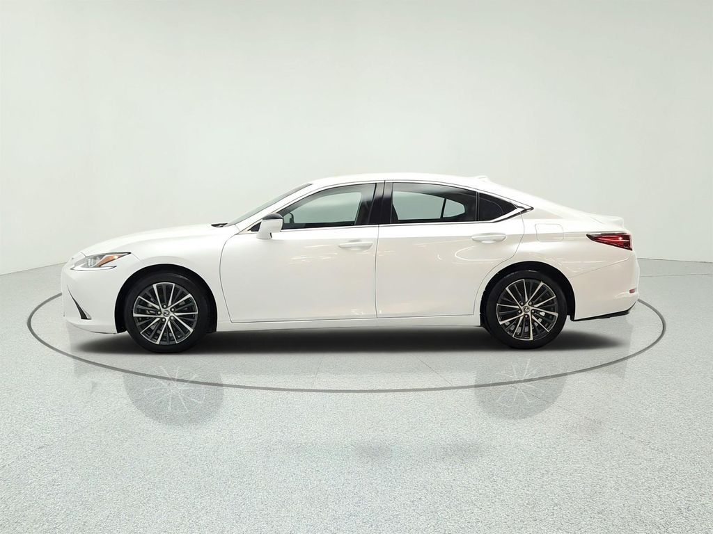 صورة 8 لـ 2024 Lexus ES 350 BASE