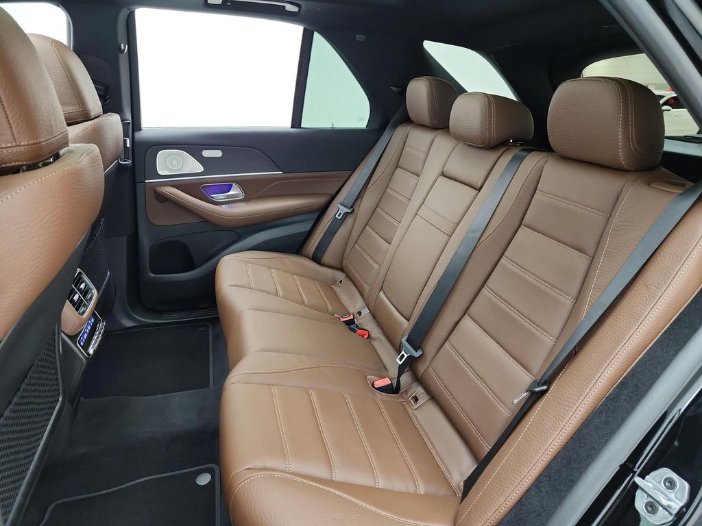 2026 Mercedes-BENZ GLE 缩略图 11